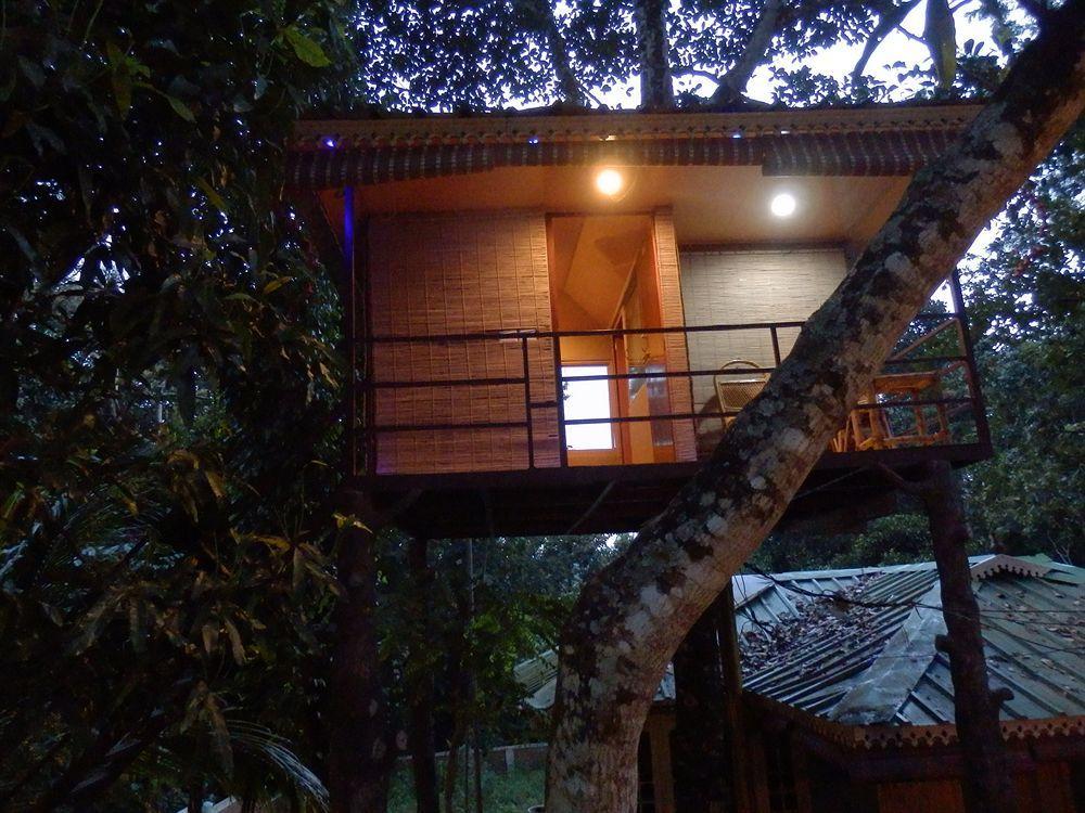 Green Garden Cottage Thekkady Exterior photo