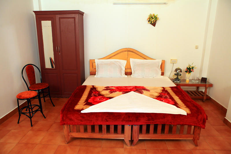 Green Garden Cottage Thekkady Exterior photo